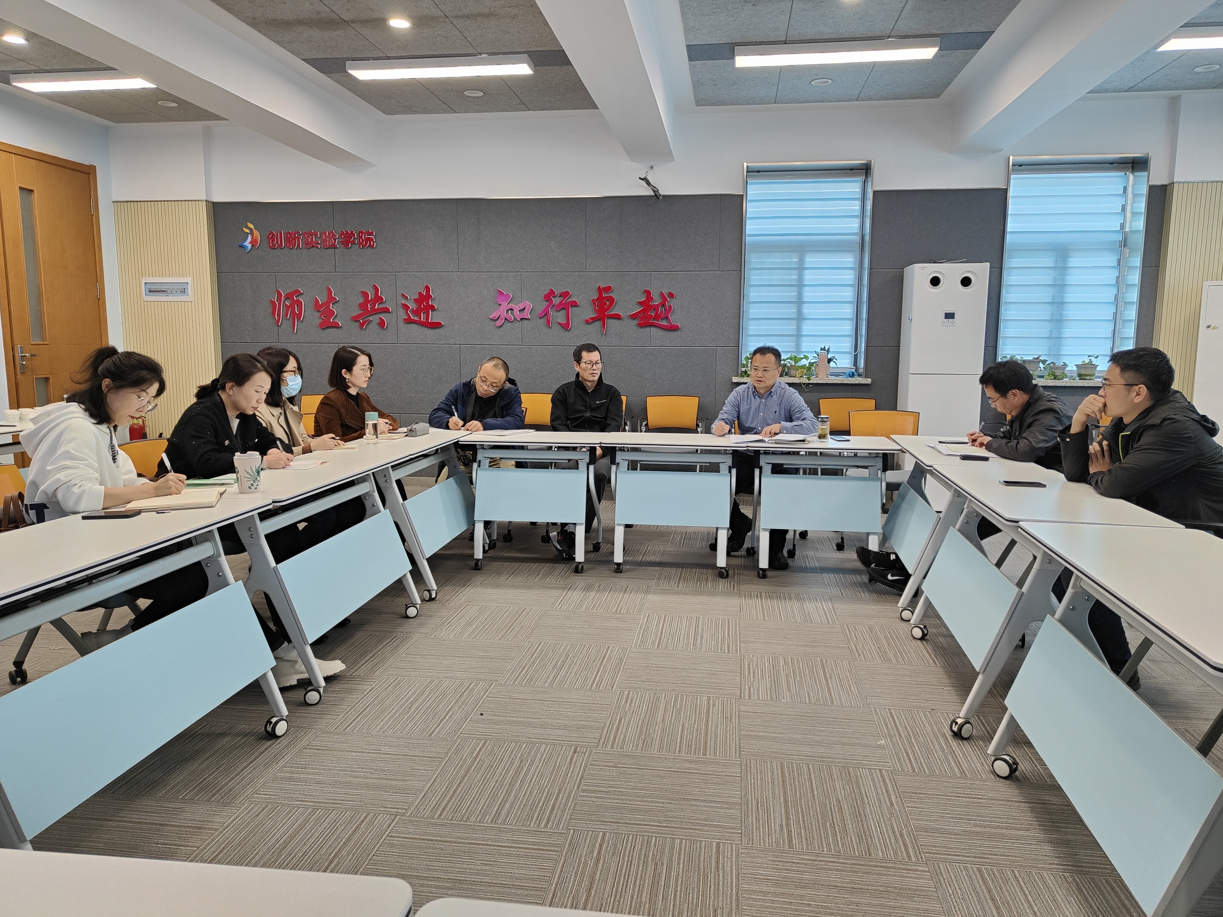 da3fa80e13f1420ba214ef740f0e9ae9.jpg da3fa80e13f1420ba214ef740f0e9ae9.jpg